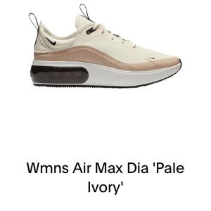 Nike Air Max Dia Size 7